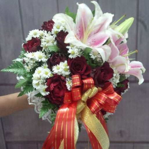 Bouquet Wedding with Lily - Gambar 2